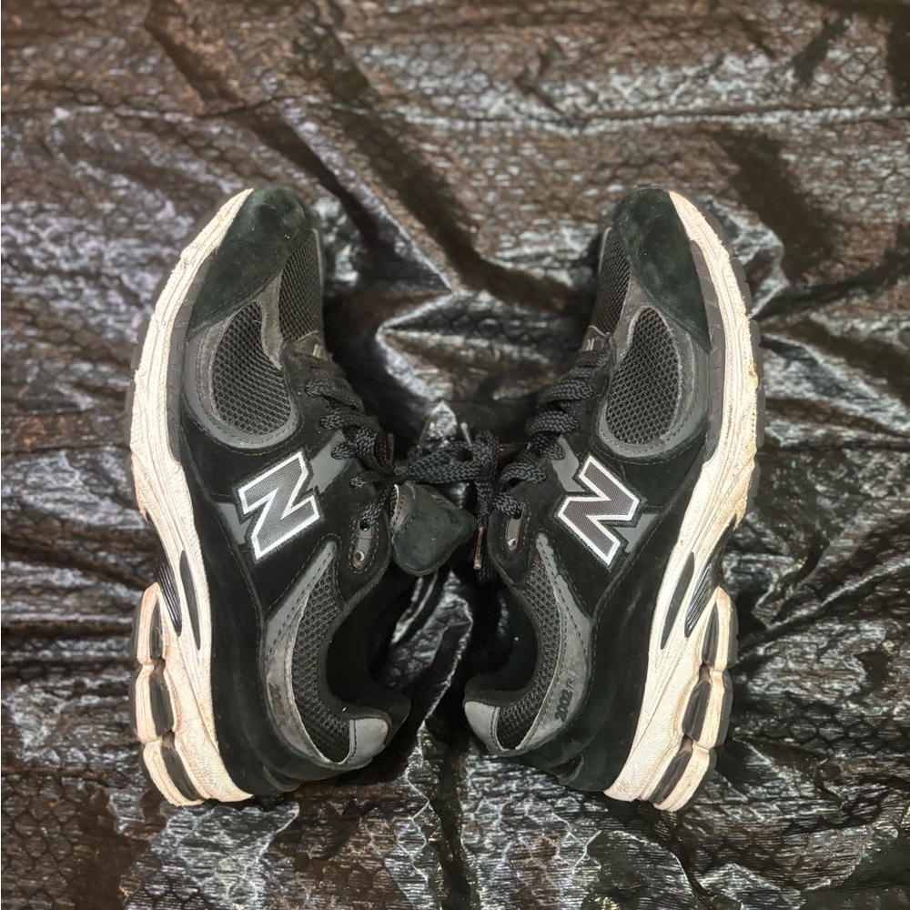 New Balance Black and White Athletic Shoes